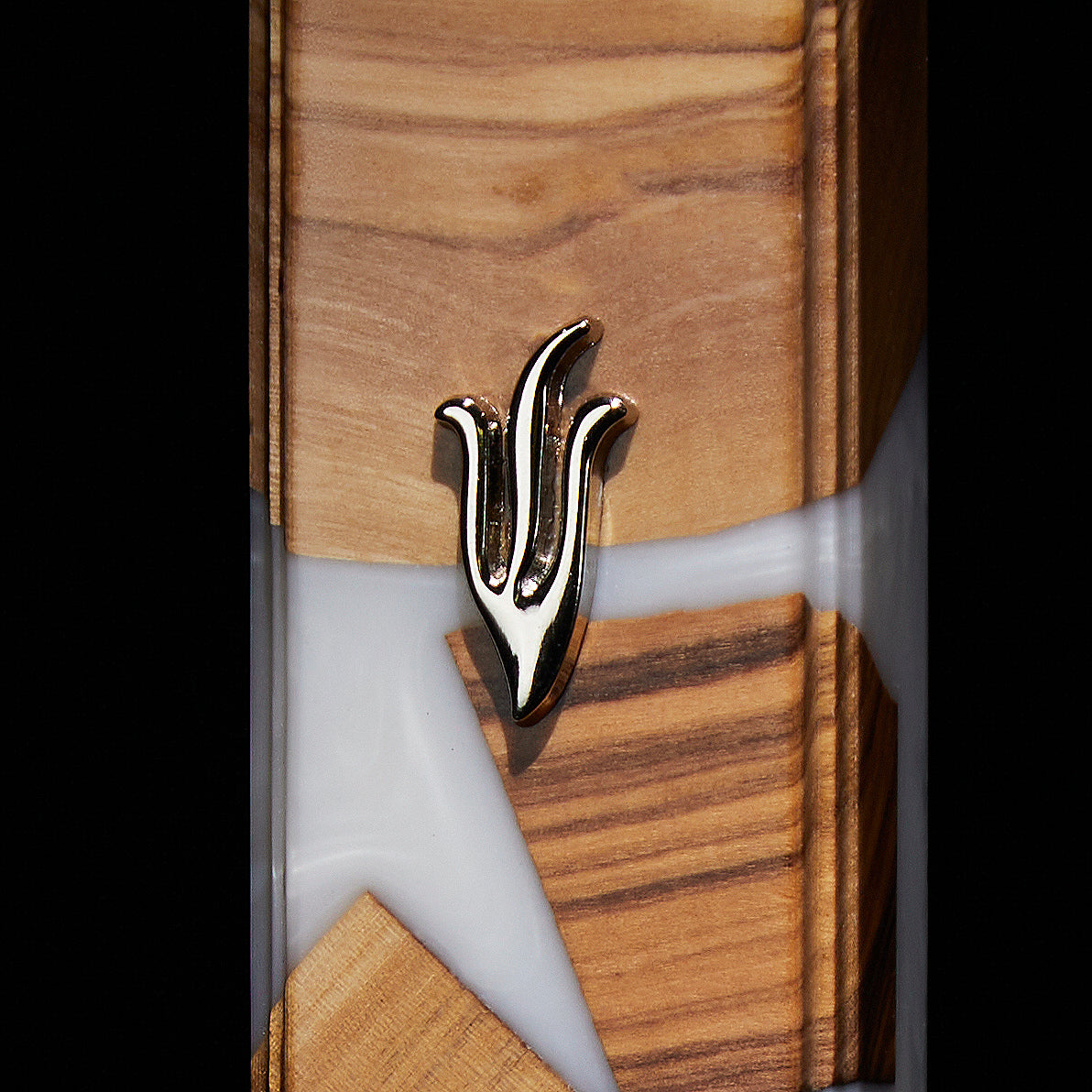 Tradition with Innovative Design: Wooden Mezuzah with Acrylic Shield